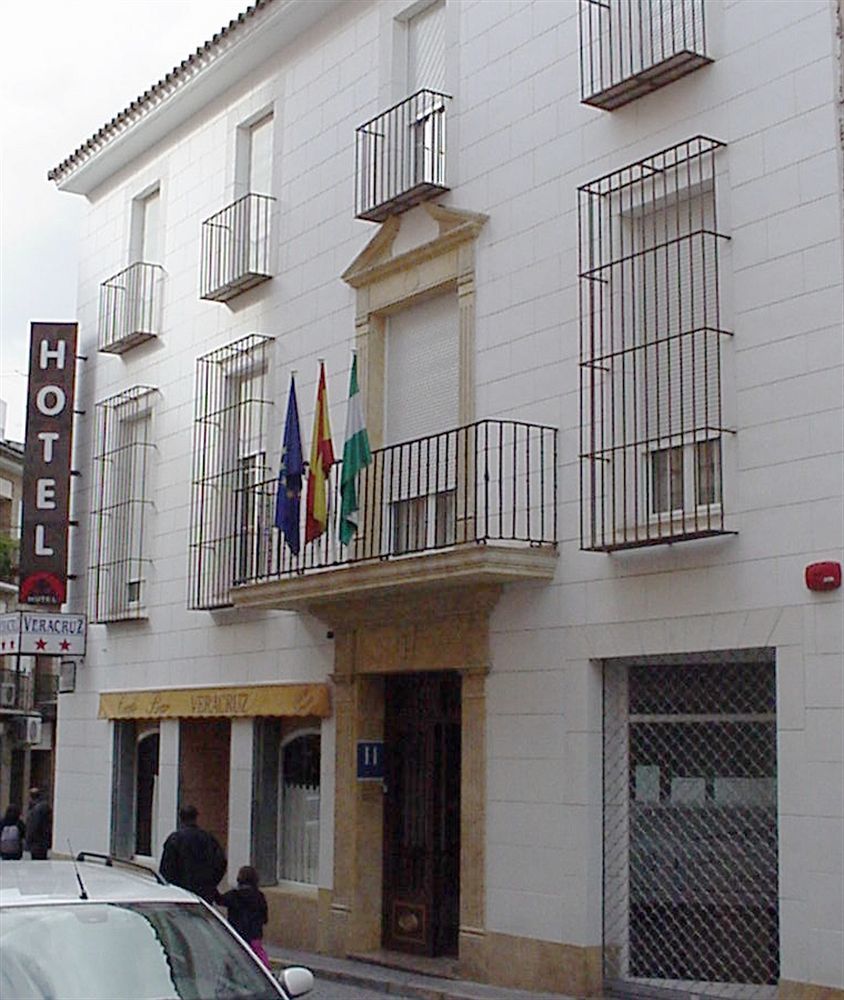 Hotel Al-Yussana Лусена Екстериор снимка